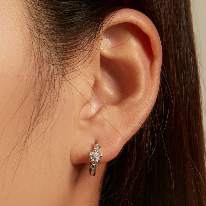 925 Sterling Silver Flower Zirconia Hoop Earrings