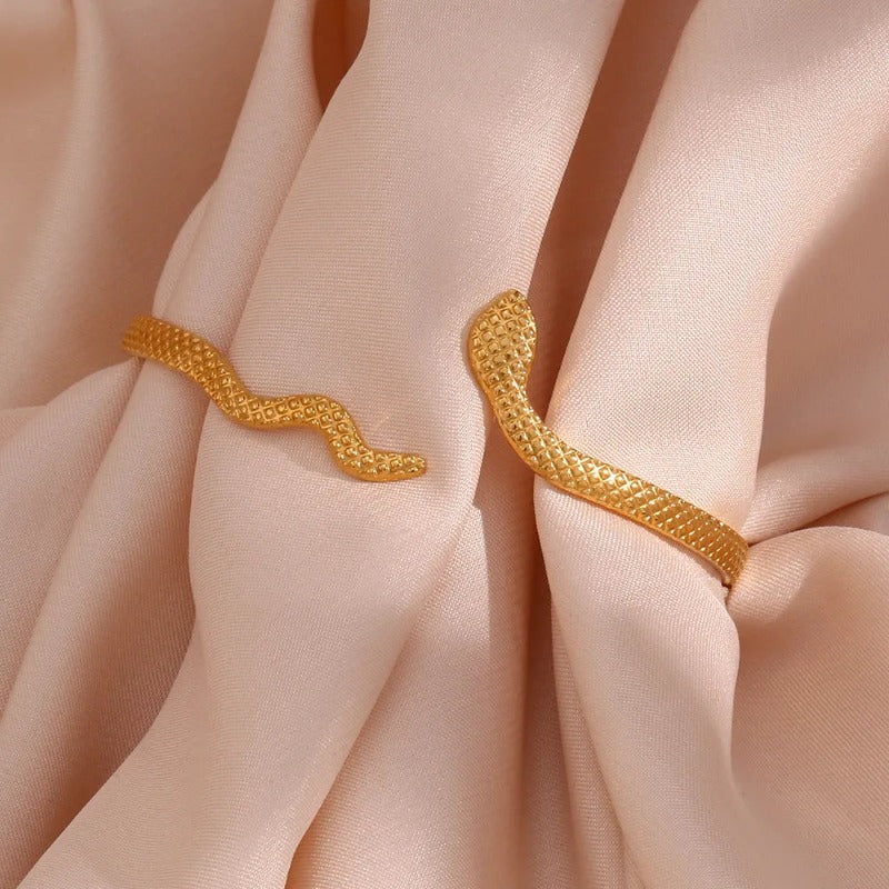 18k Gold-Plated Serpent Bracelet