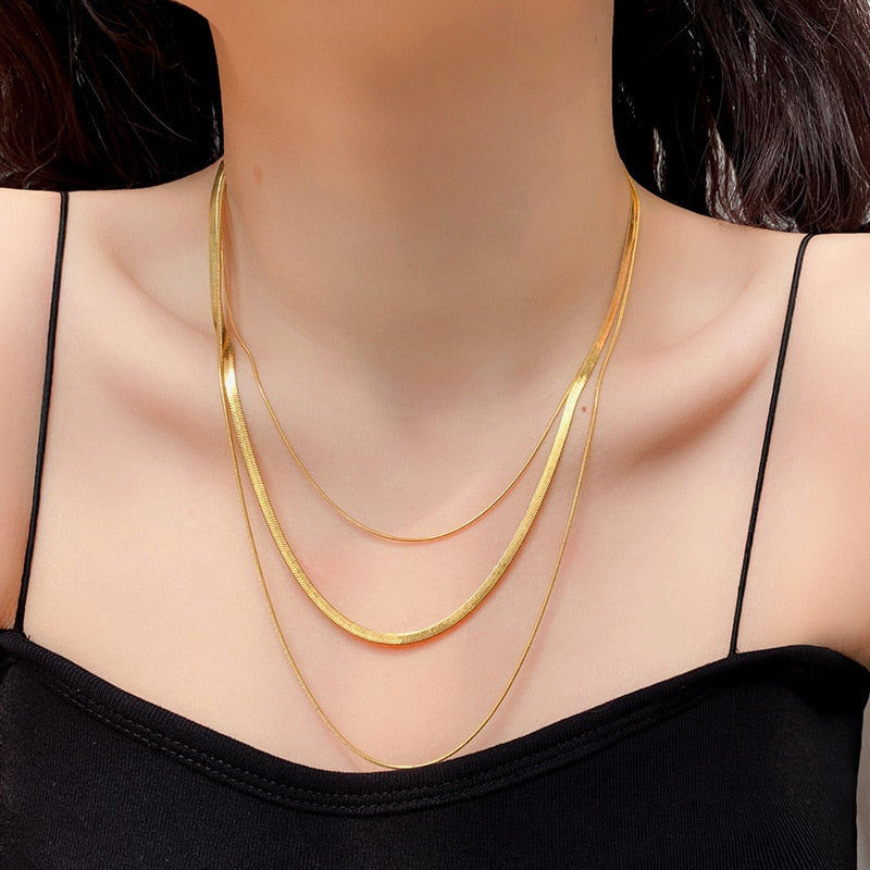 Colar Triplo Minimalista Banhado a Ouro 18k