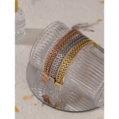 18k Gold Plated Cuban Link Bracelet for Women – Exclusive Design