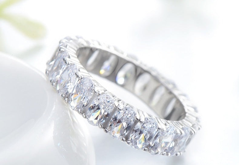 Oval Zirconia Ring