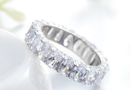 Oval Zirconia Ring
