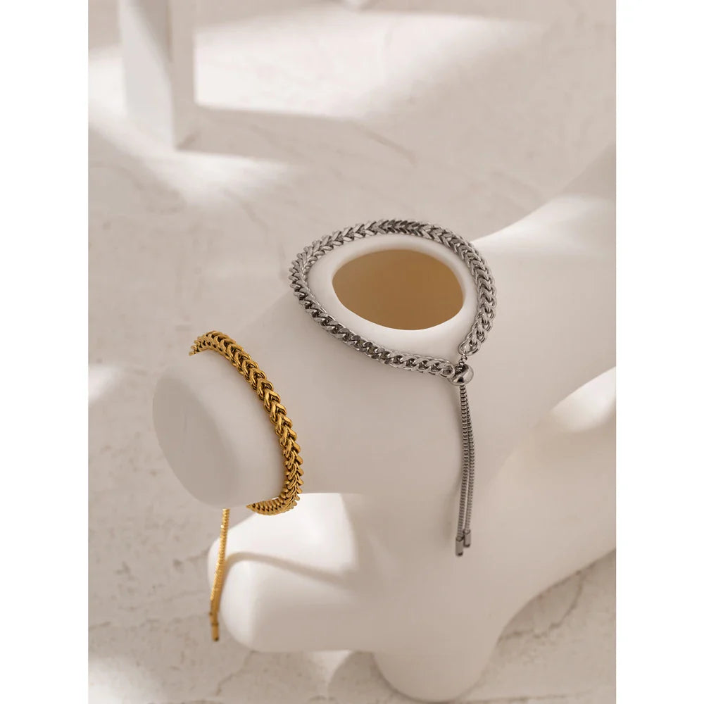 Adjustable Minimalist Chain Bracelet – 18k Gold-Plated