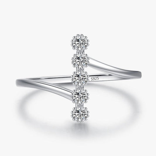925 Sterling Silver Line Class Ring with Cubic Zirconia