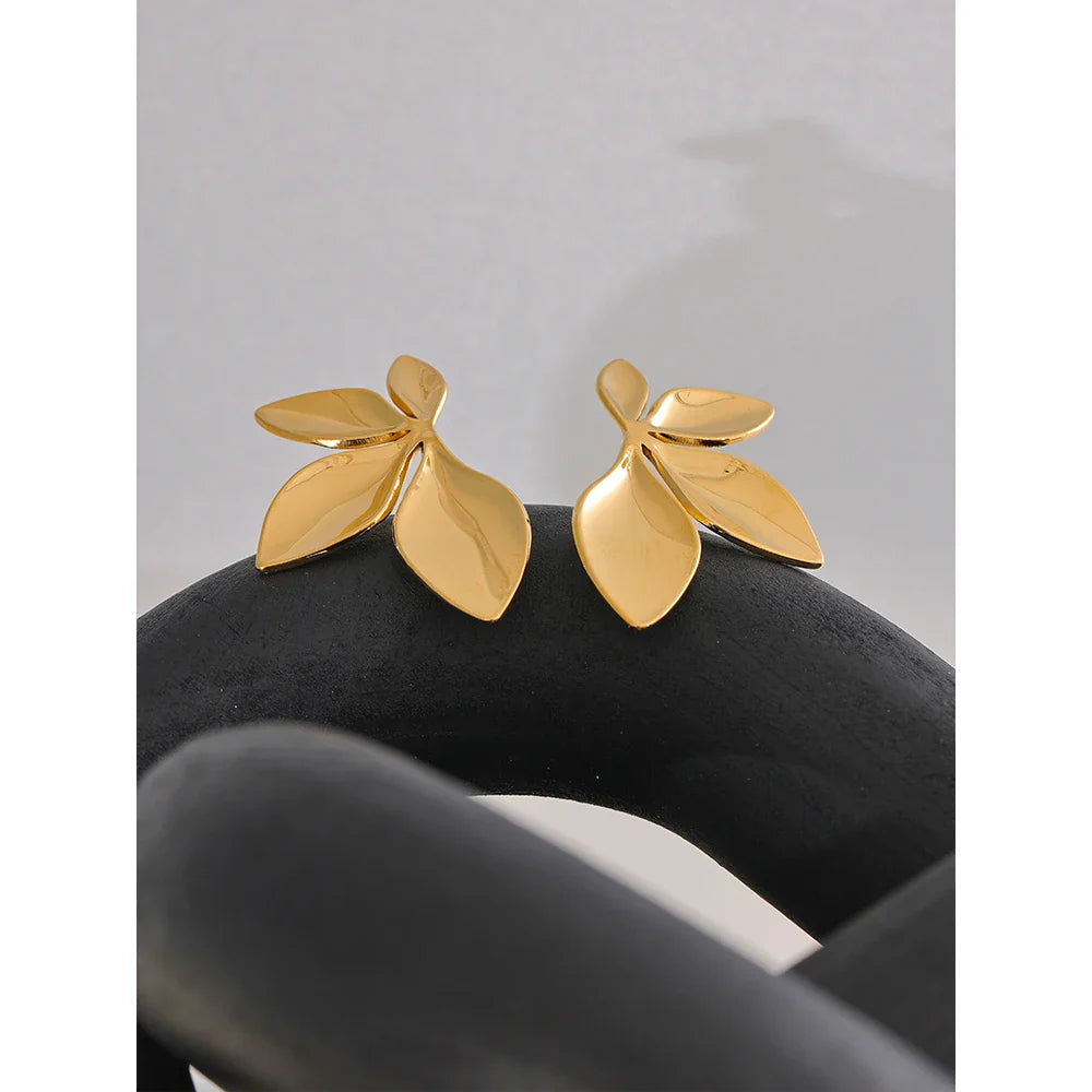18k Gold-Plated Minimalist Leaf Earrings