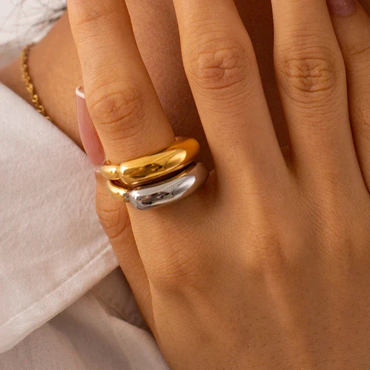 18k Gold-Plated Minimalist Smile Ring