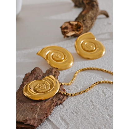 18k Gold-Plated Snail Necklace
