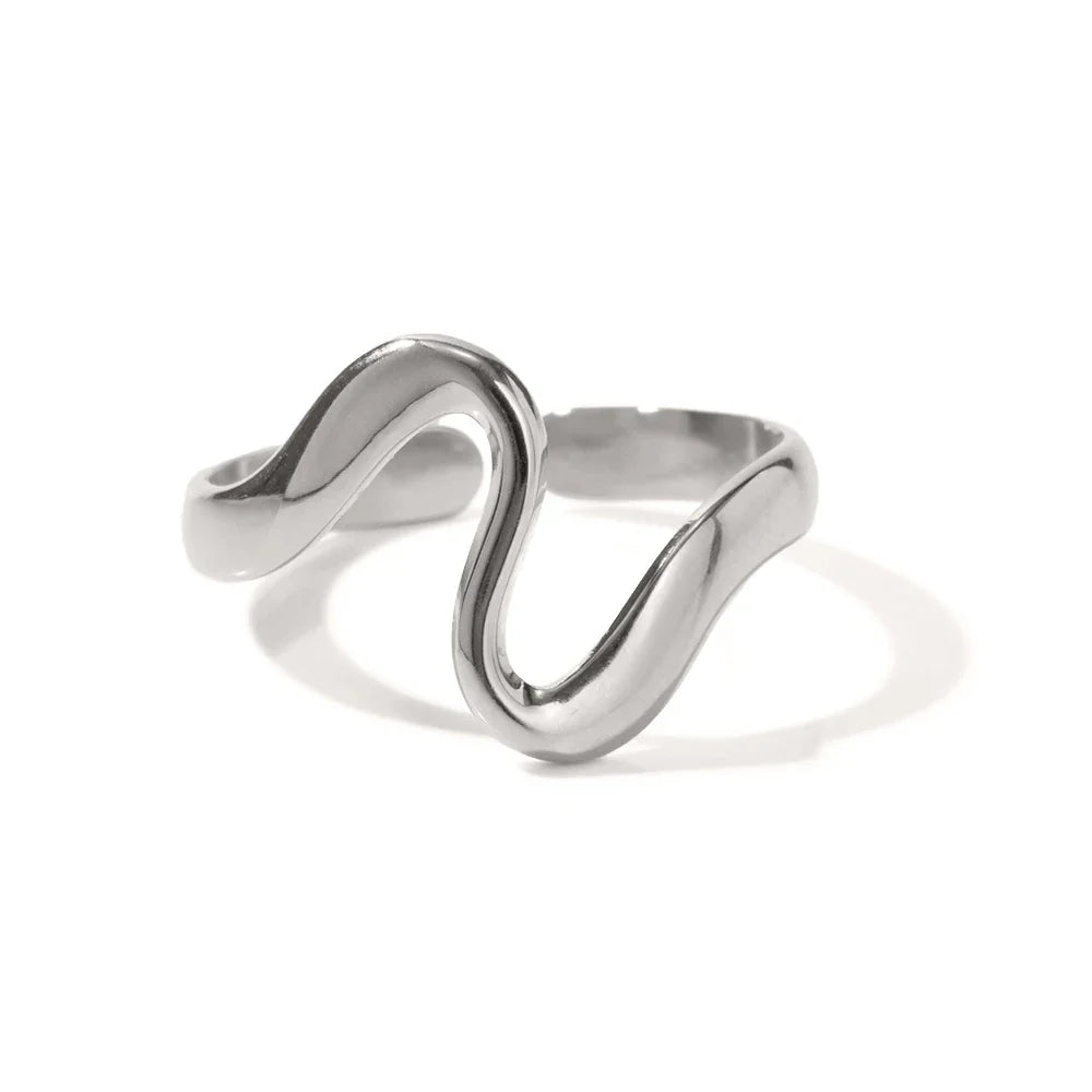 18k Gold-Plated Minimalist Wave Ring