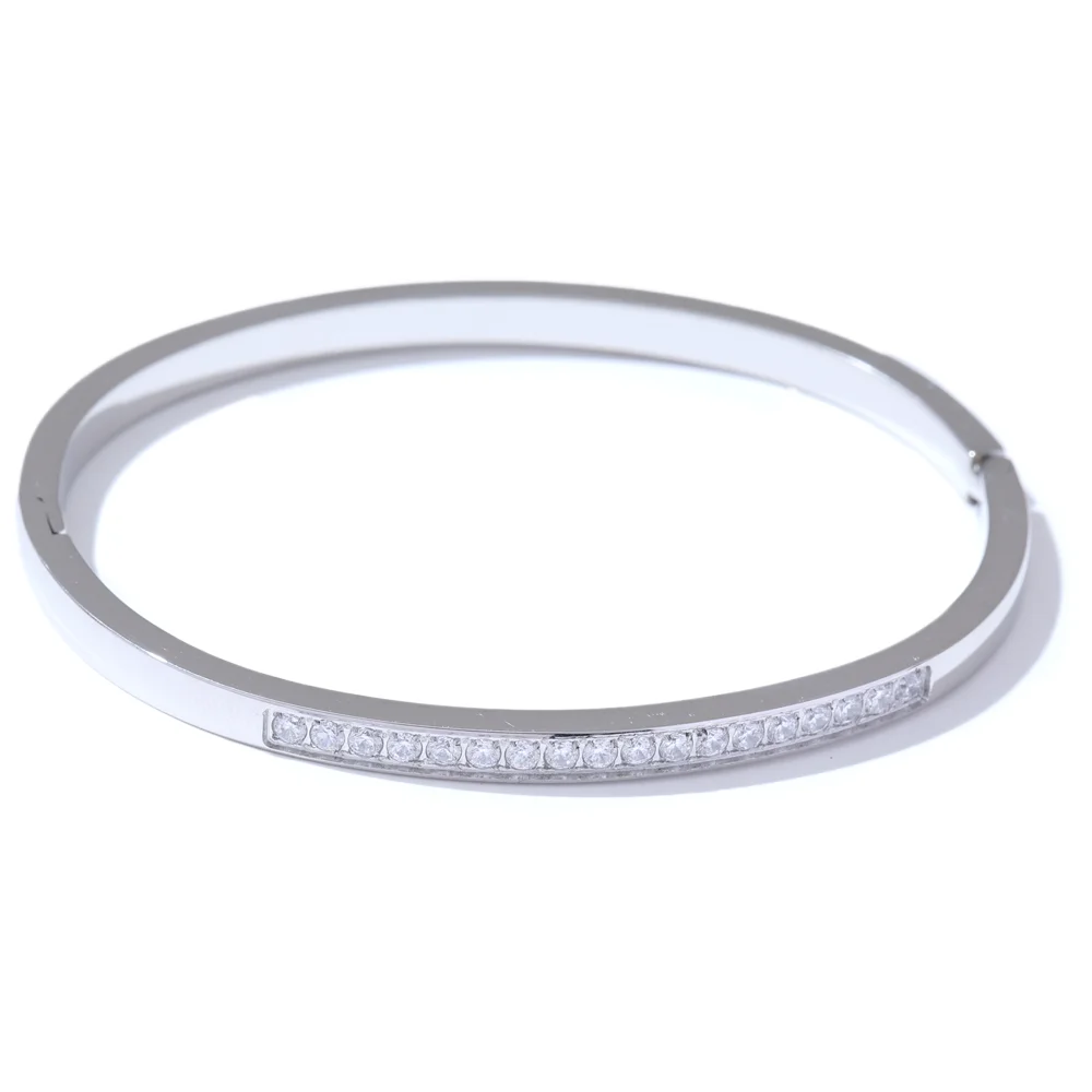 Minimalist Zirconia-Set Detail Bracelet – 18k Gold-Plated