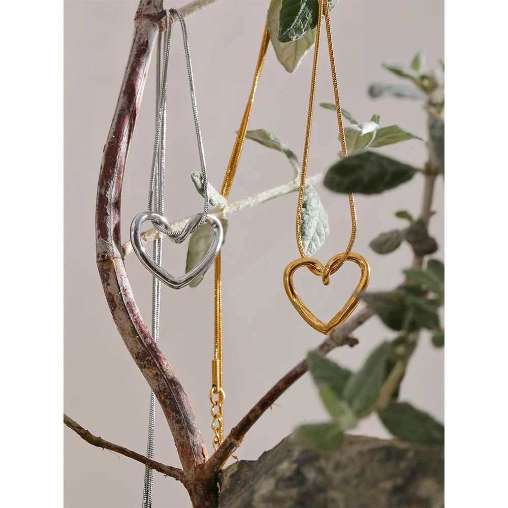18k Gold-Plated Open Heart Necklace
