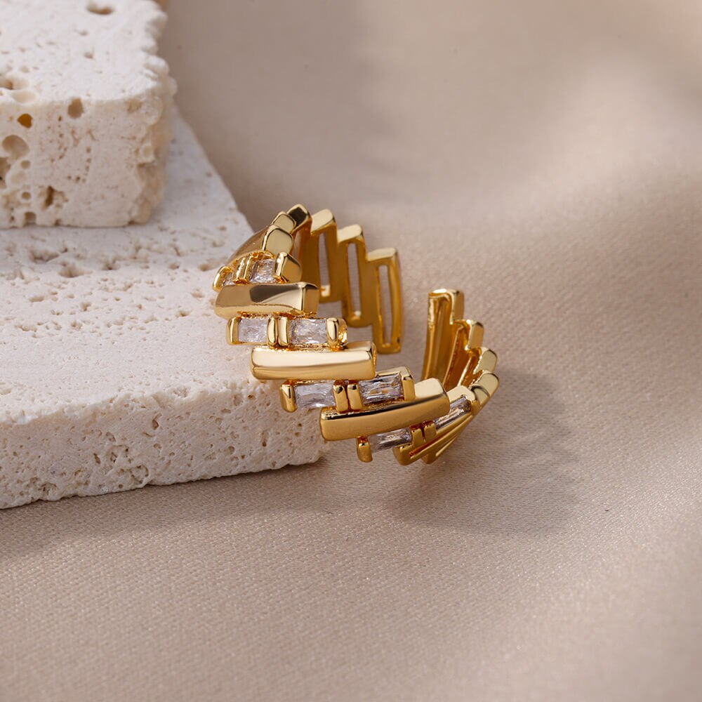 Adjustable 18k Gold Plated Diagonal Chip Ring