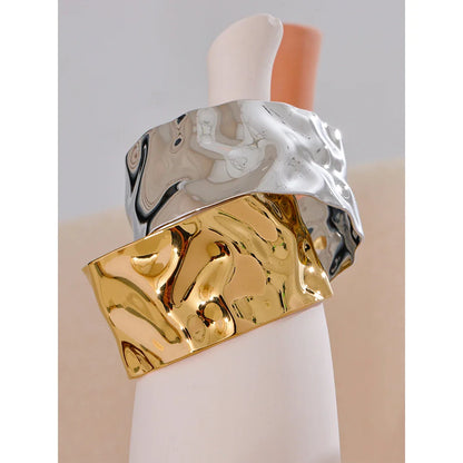 Adjustable Irregular-Shaped Bangle – 18k Gold-Plated