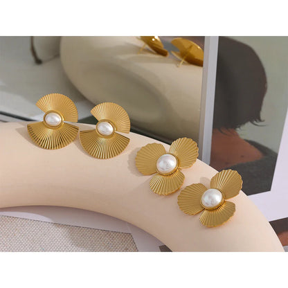 18k Gold-Plated Flower and Pearl Earrings
