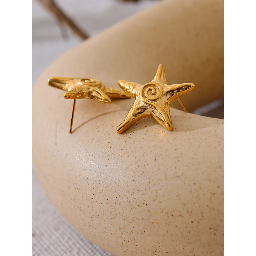18k Gold-Plated Playful Star Earrings