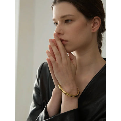 18k Gold-Plated Minimalist Spherical Bangle