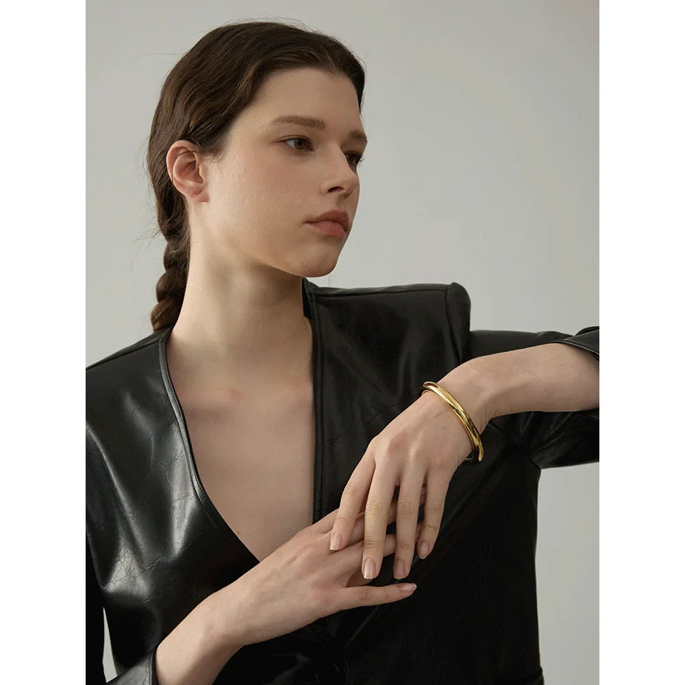 18k Gold-Plated Minimalist Spherical Bangle