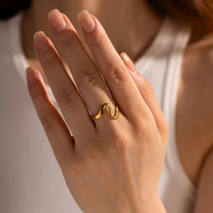 18k Gold-Plated Minimalist Wave Ring