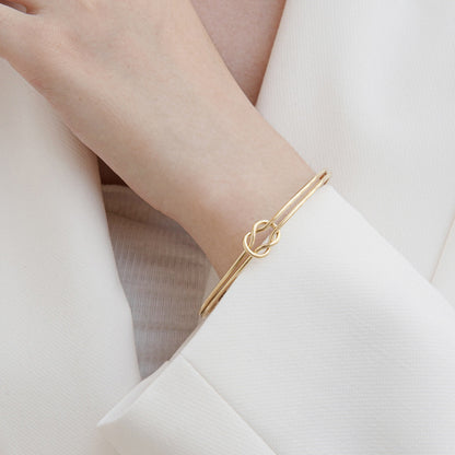 Double Knot Bracelet