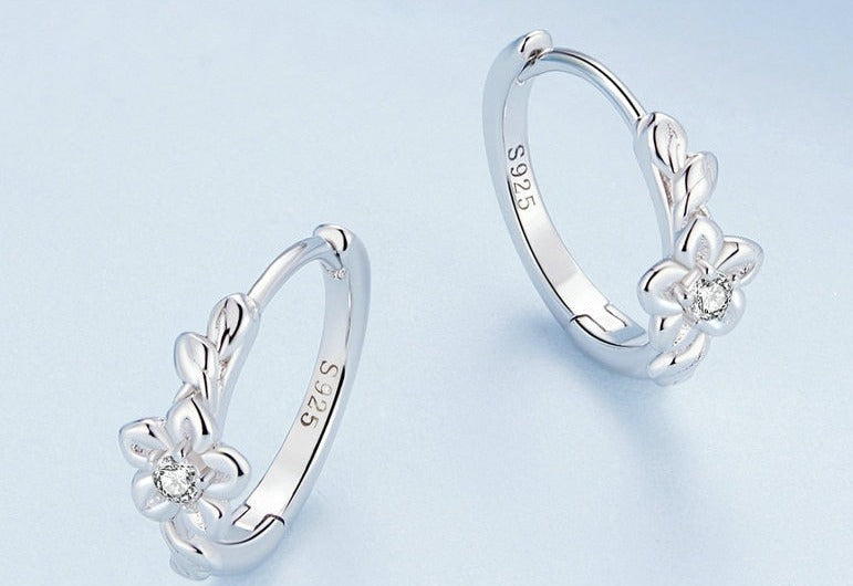 925 Sterling Silver Flower Zirconia Hoop Earrings