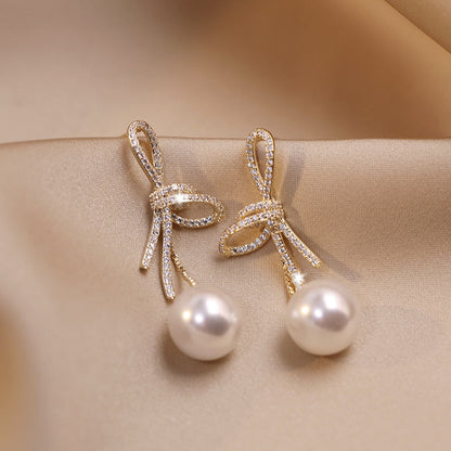 Pearl Earrings with Zirconia