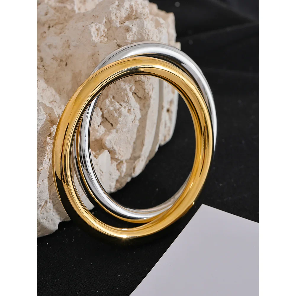 18k Gold-Plated Minimalist Spherical Bangle