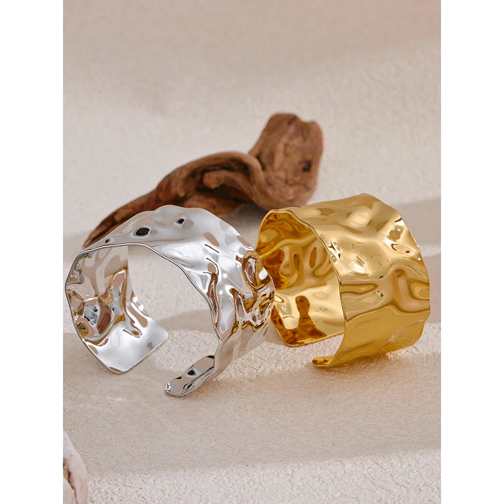 Adjustable Irregular-Shaped Bangle – 18k Gold-Plated