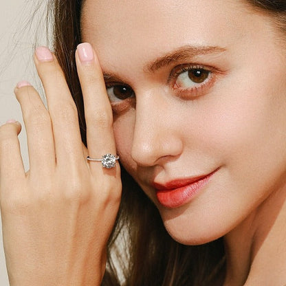 925 Sterling Silver Luxury Solitaire Ring