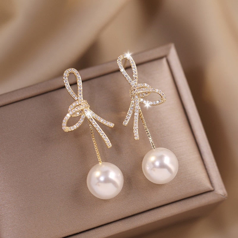 Pearl Earrings with Zirconia
