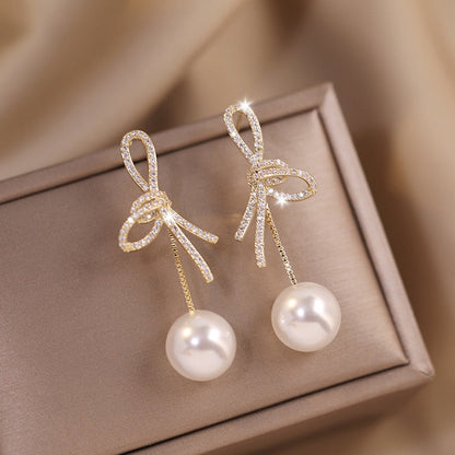 Pearl Earrings with Zirconia