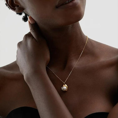 Pearl Necklace – 18ct Gold-Plated